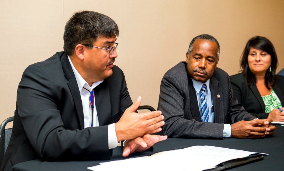 Secretary Carson meet and tour with United Native American Housing Association (36579214272)