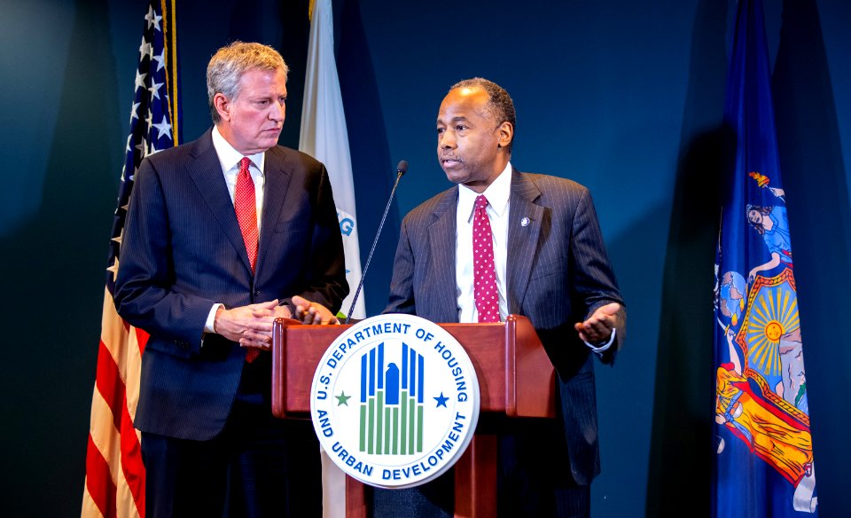 Secretary Carson NYCHA Agreement Signing (46274486114)