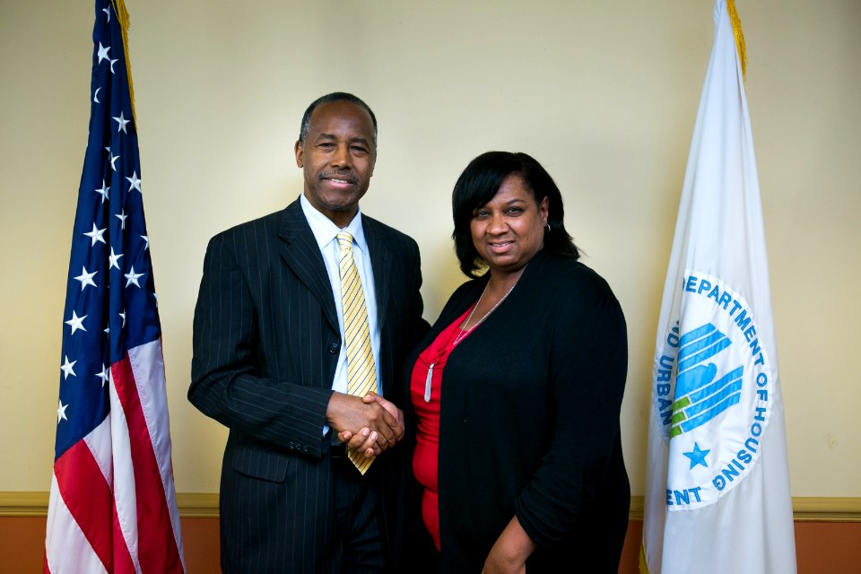 Secretary Carson visits Atlanta Field Office (24373869878)
