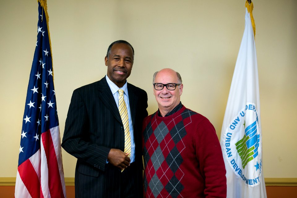 Secretary Carson visits Atlanta Field Office (24373883308)