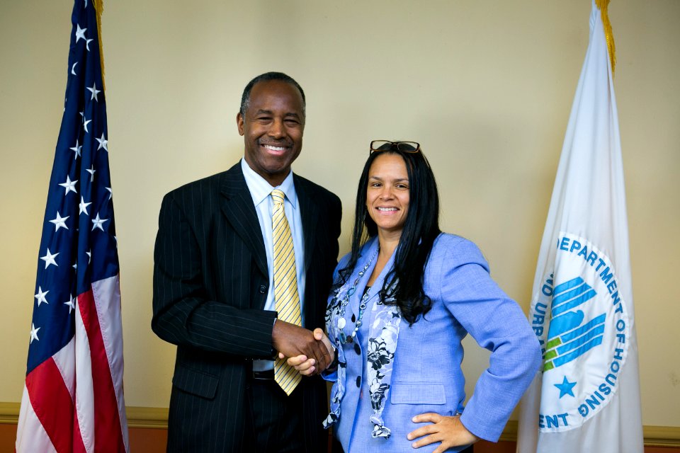 Secretary Carson visits Atlanta Field Office (26469425309)
