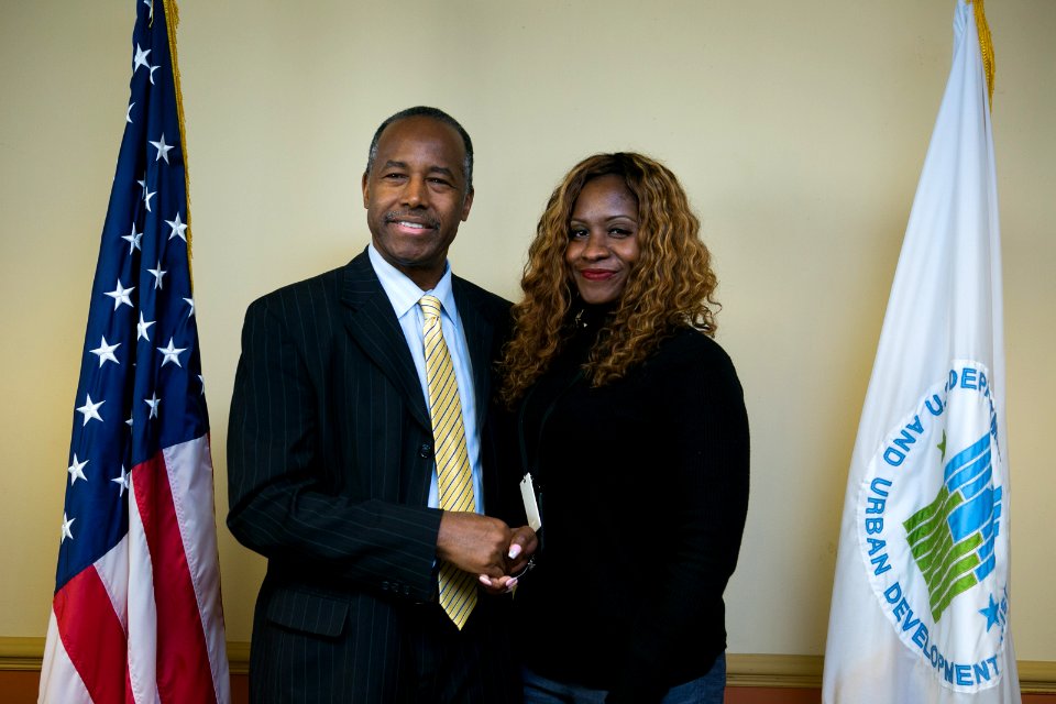 Secretary Carson visits Atlanta Field Office (26469431649)