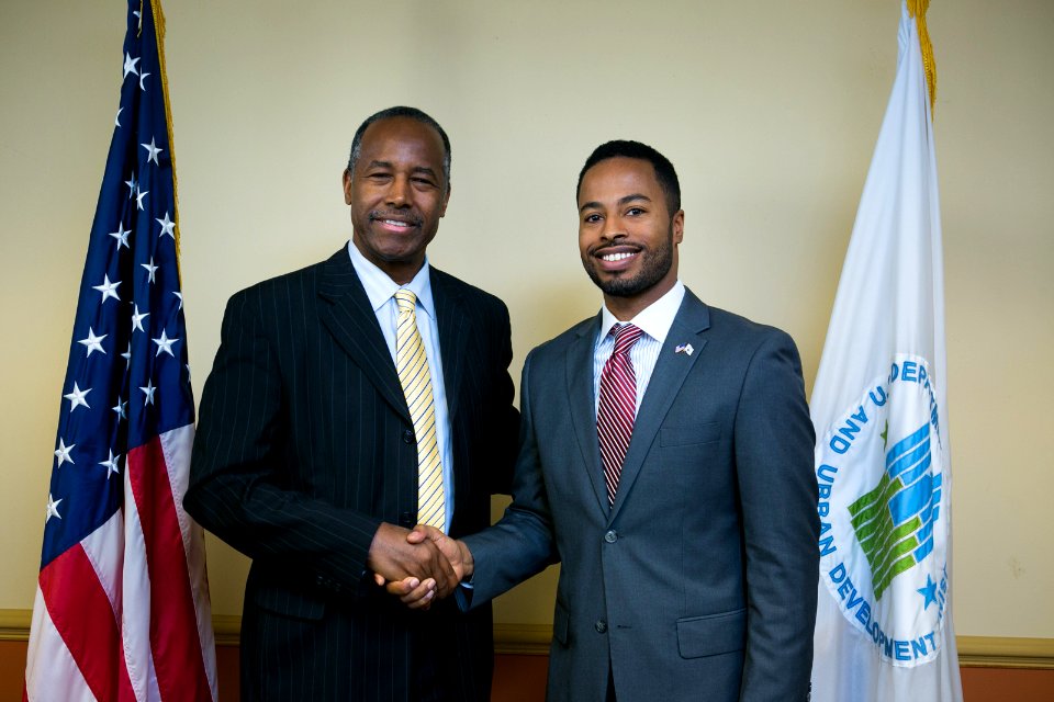 Secretary Carson visits Atlanta Field Office (38213536772)