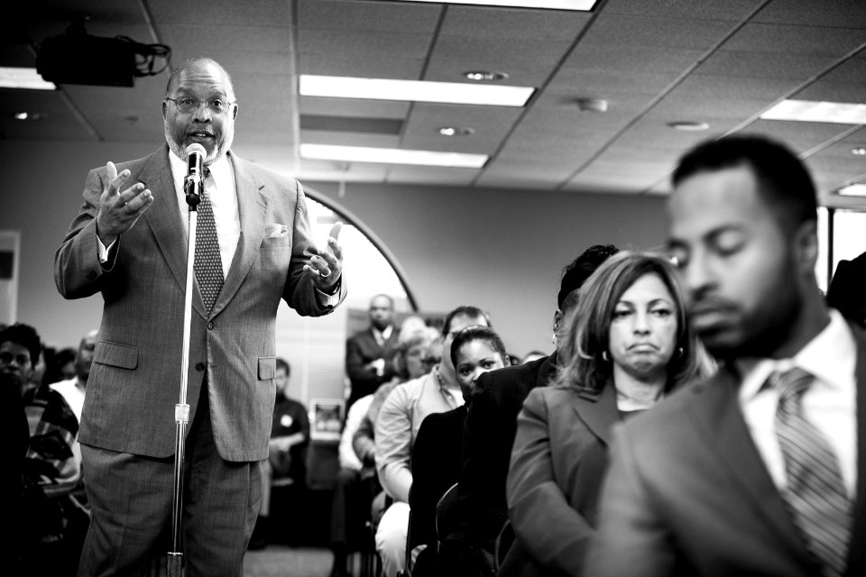 Secretary Carson visits Atlanta Field Office (38213537442)