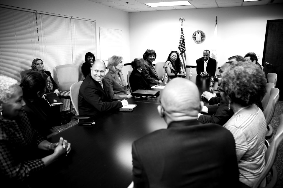 Secretary Carson visits Atlanta Field Office (38213538522)