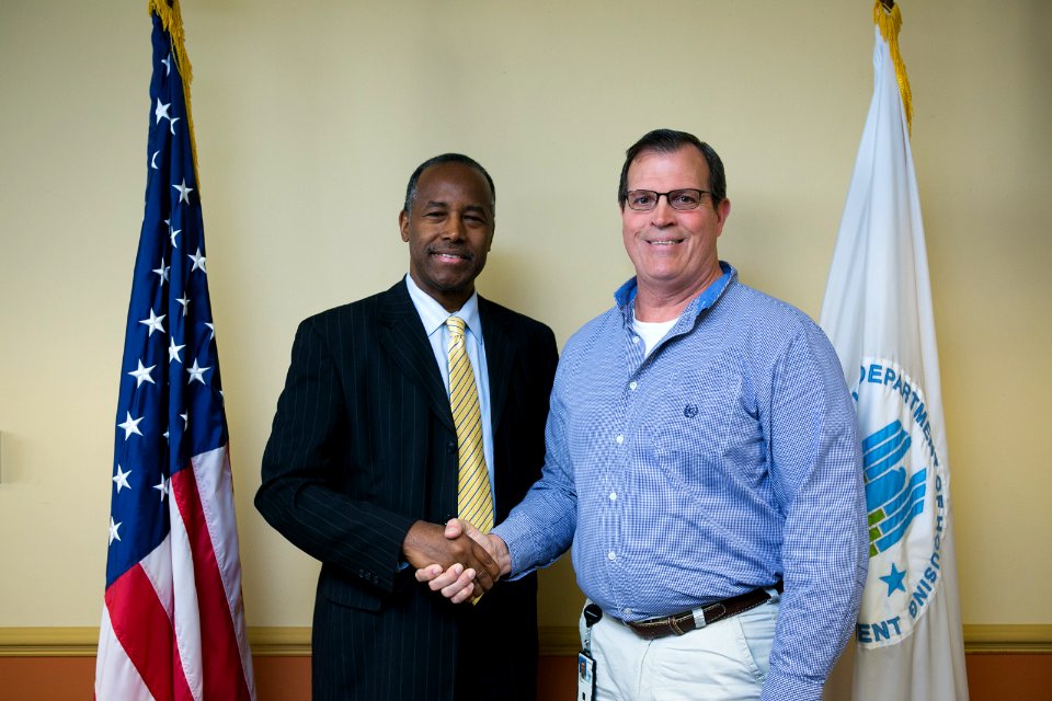 Secretary Carson visits Atlanta Field Office (38213539452)