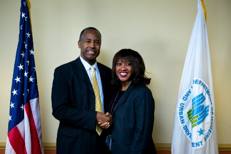 Secretary Carson visits Atlanta Field Office (38213539602)