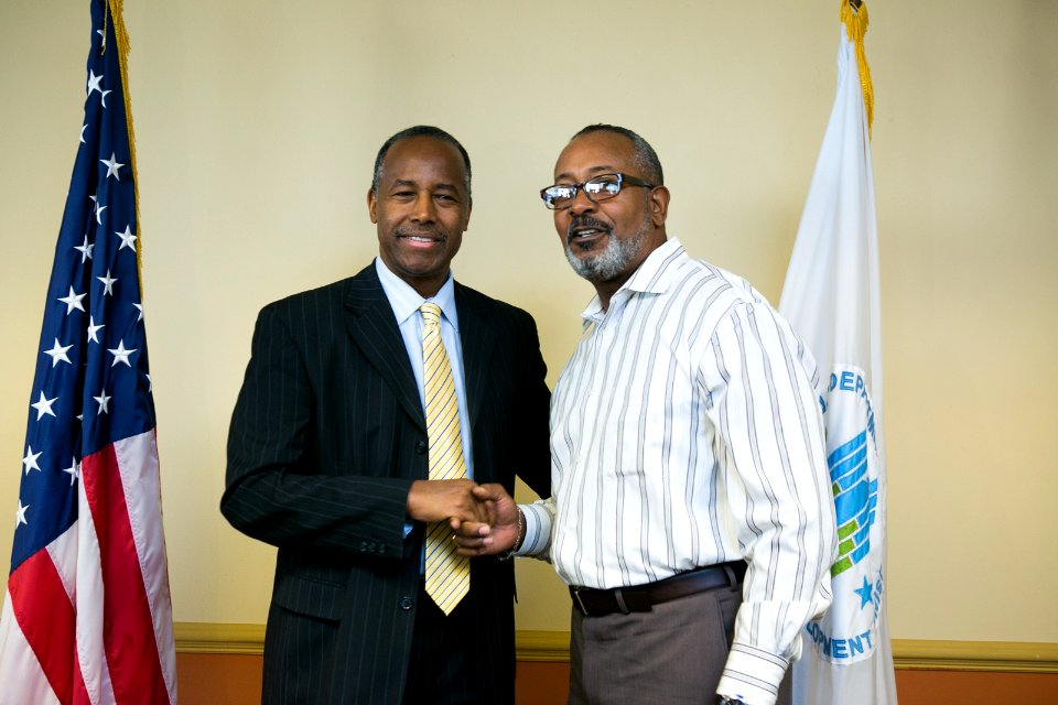 Secretary Carson visits Atlanta Field Office (38213542542)