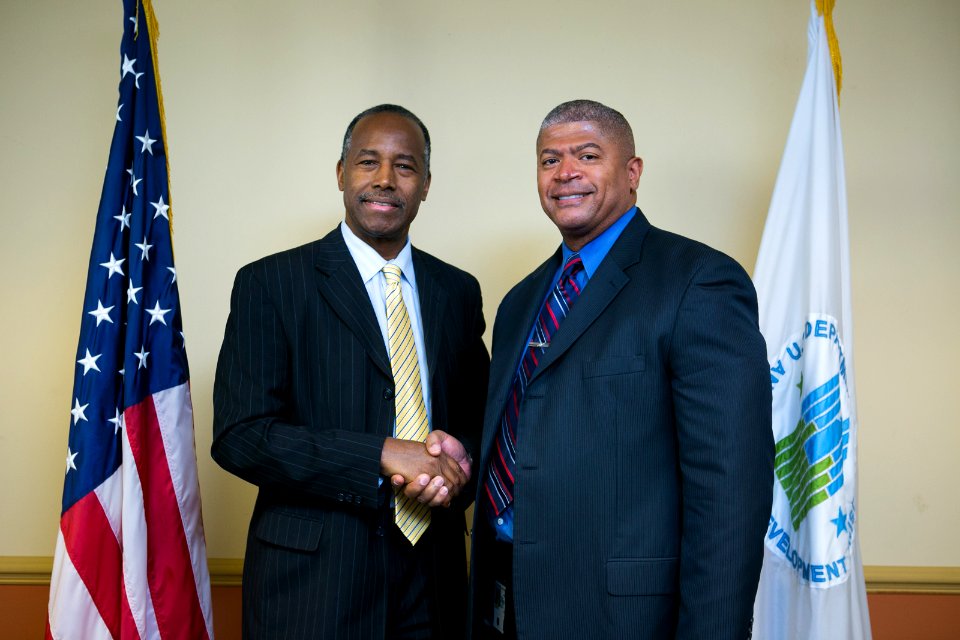 Secretary Carson visits Atlanta Field Office (38213542482)