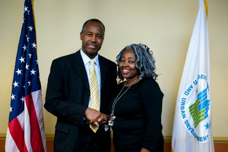 Secretary Carson visits Atlanta Field Office (38213542332)