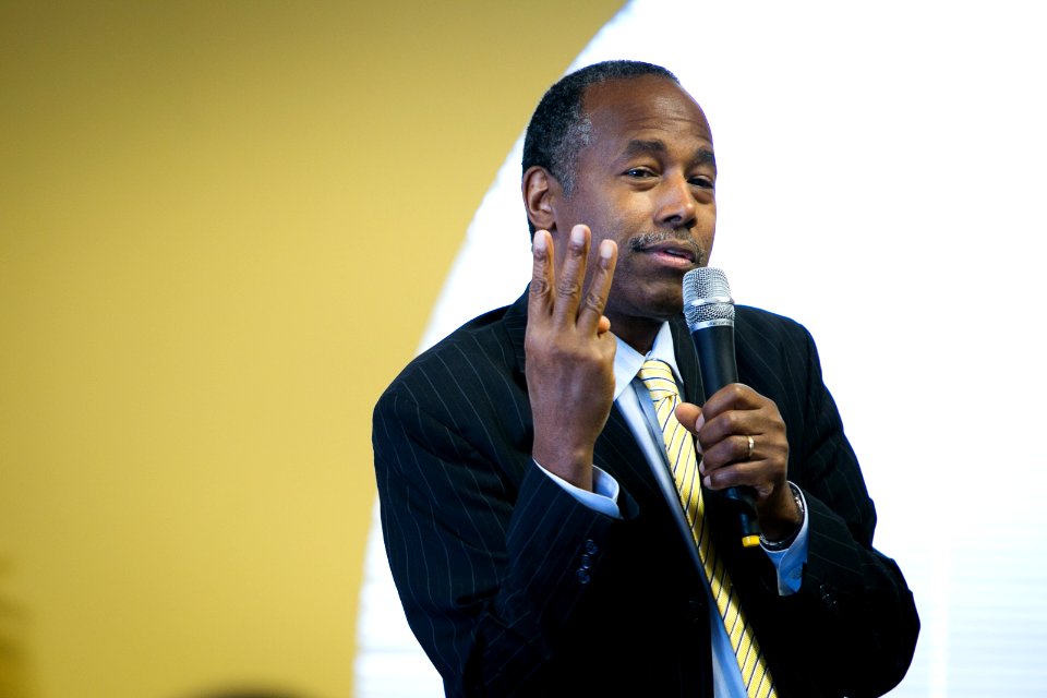 Secretary Carson visits Atlanta Field Office (38213544362)