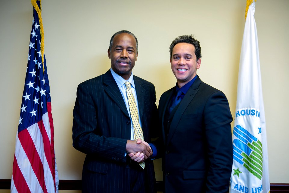 Secretary Carson visits Atlanta Field Office (38245685621)