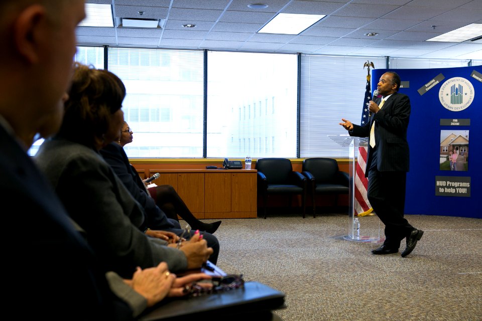 Secretary Carson visits Atlanta Field Office (38213543822)