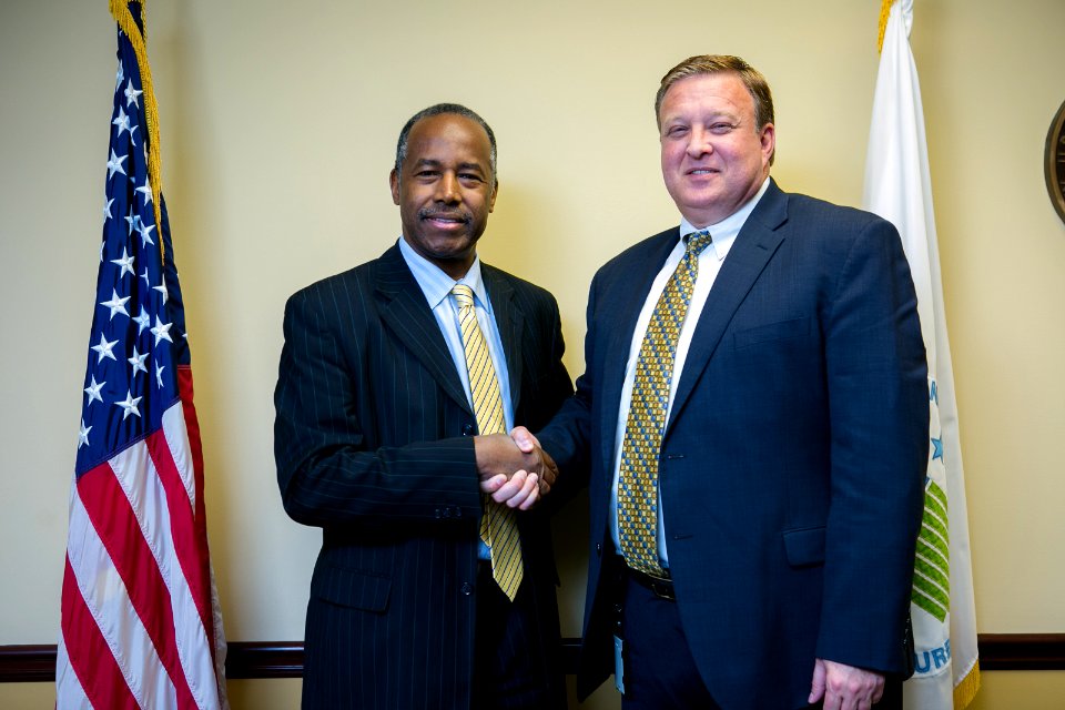 Secretary Carson visits Atlanta Field Office (38245685731)