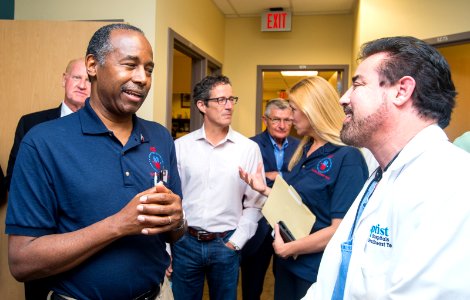 Secretary Carson visits Beaumont Texas (36703769353)