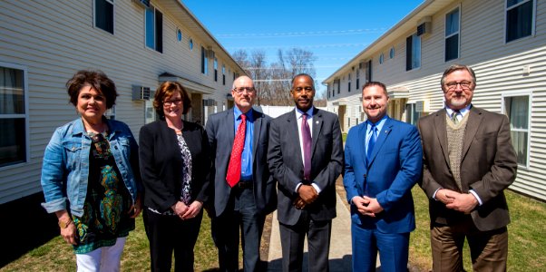Secretary Carson visits Cedar Rapids, Iowa (26725041507)