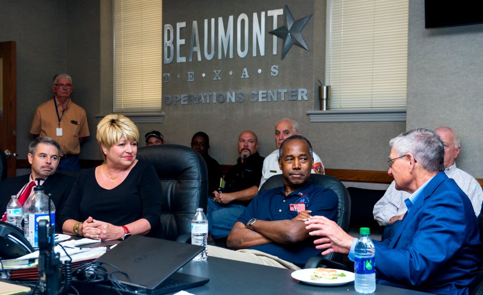 Secretary Carson visits Beaumont Texas (37326410516)