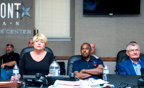 Secretary Carson visits Beaumont Texas (37326410936)