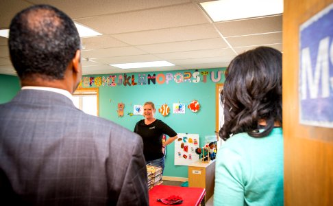 Secretary Carson visits Cedar Rapids, Iowa (41593195461)
