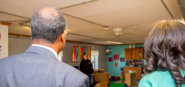 Secretary Carson visits Cedar Rapids, Iowa (41593197661)