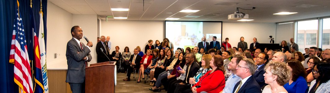 Secretary Carson visits Denver HUD Field Office (38041516832)
