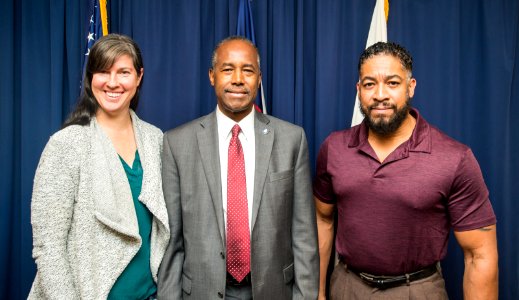 Secretary Carson visits Denver HUD Field Office (38072580471)
