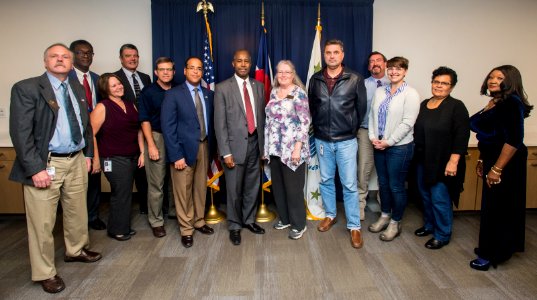 Secretary Carson visits Denver HUD Field Office (38041528382)