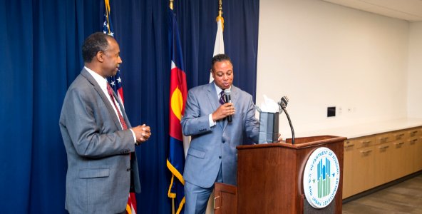 Secretary Carson visits Denver HUD Field Office (38072580261)
