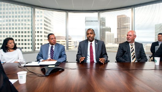 Secretary Carson visits Denver HUD Field Office (38072581661)