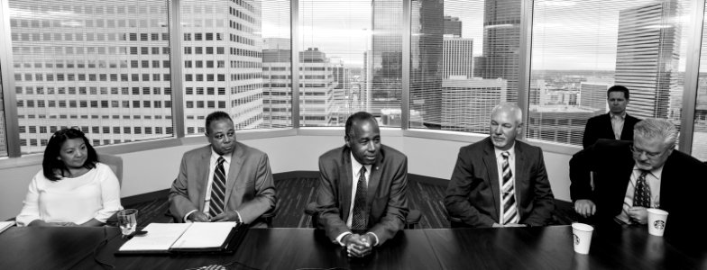 Secretary Carson visits Denver HUD Field Office (38072581581)