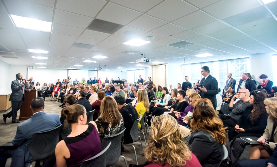 Secretary Carson visits Denver HUD Field Office (38072584791)