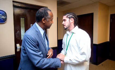 Secretary Carson visits Helping Up Mission in Baltimore (24293302188)