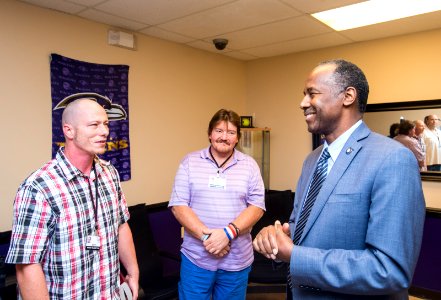 Secretary Carson visits Helping Up Mission in Baltimore (24293325438)