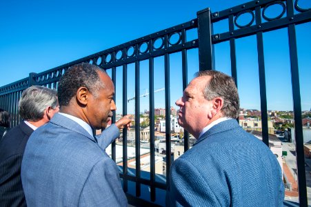 Secretary Carson visits Helping Up Mission in Baltimore (37435670114)