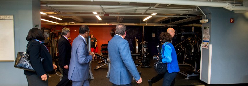 Secretary Carson visits Helping Up Mission in Baltimore (24293336378)