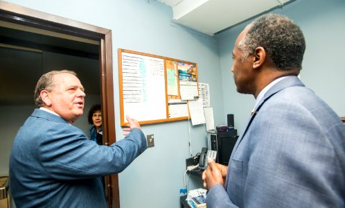 Secretary Carson visits Helping Up Mission in Baltimore (37435679864)