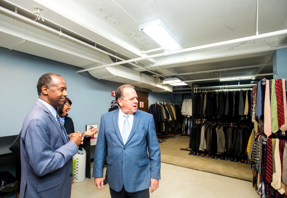 Secretary Carson visits Helping Up Mission in Baltimore (37435683054)