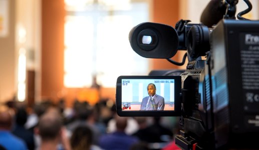 Secretary Carson visits Helping Up Mission in Baltimore (38113764932)