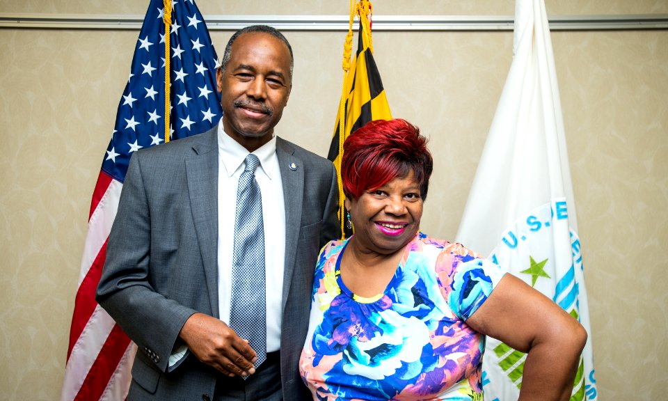 Secretary Carson visits HUD Baltimore Field Office (34871733723)