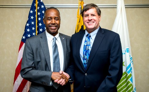 Secretary Carson visits HUD Baltimore Field Office (35293853880)