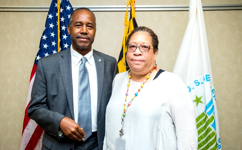 Secretary Carson visits HUD Baltimore Field Office (35293852280)