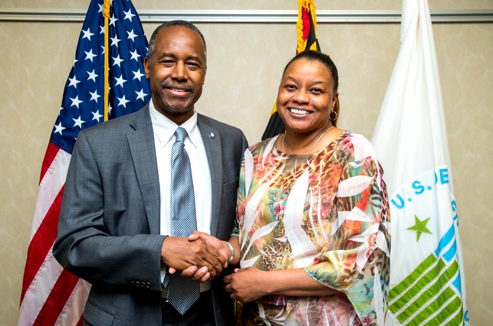 Secretary Carson visits HUD Baltimore Field Office (35293855460)