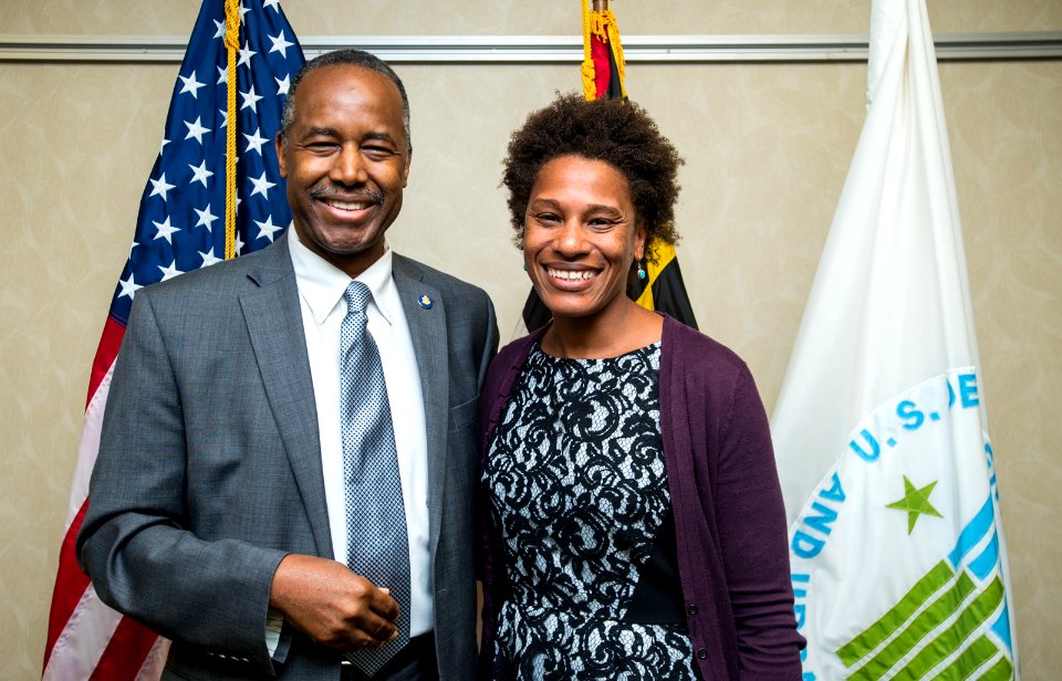 Secretary Carson visits HUD Baltimore Field Office (35293857560)