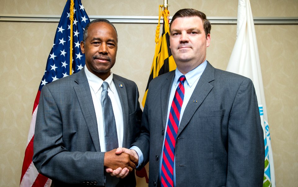 Secretary Carson visits HUD Baltimore Field Office (35293855000)