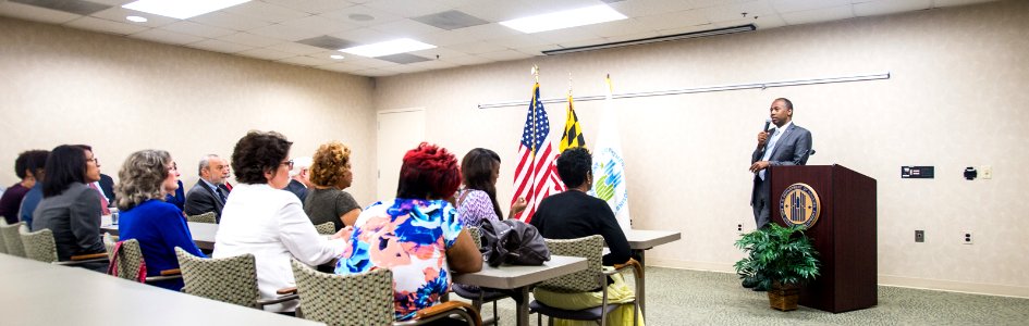 Secretary Carson visits HUD Baltimore Field Office (35511933572)