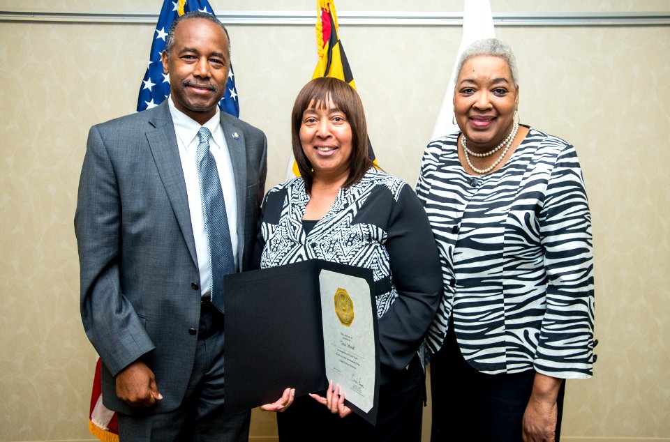 Secretary Carson visits HUD Baltimore Field Office (35641541916)