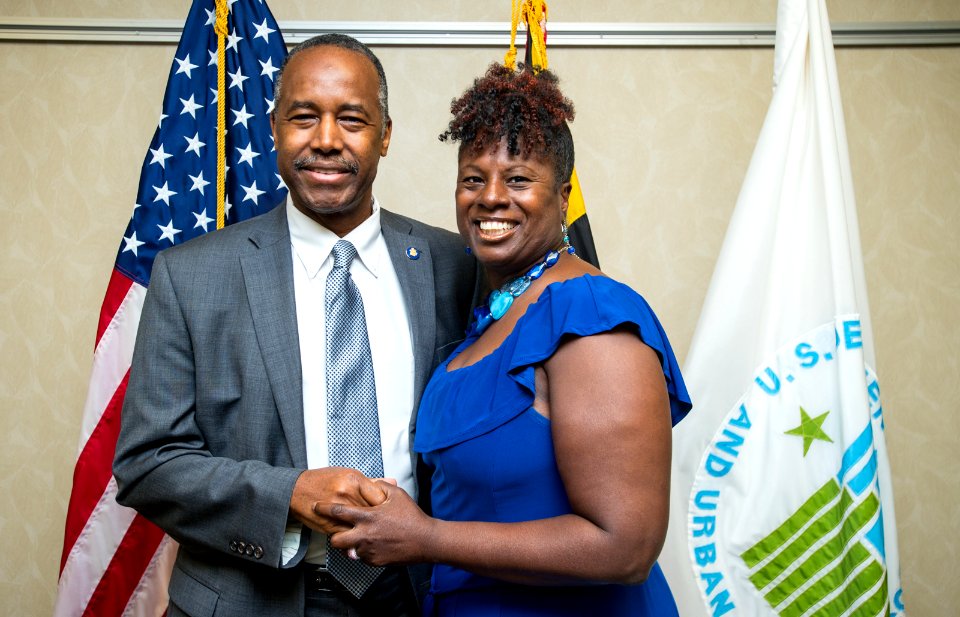 Secretary Carson visits HUD Baltimore Field Office (35641527016)