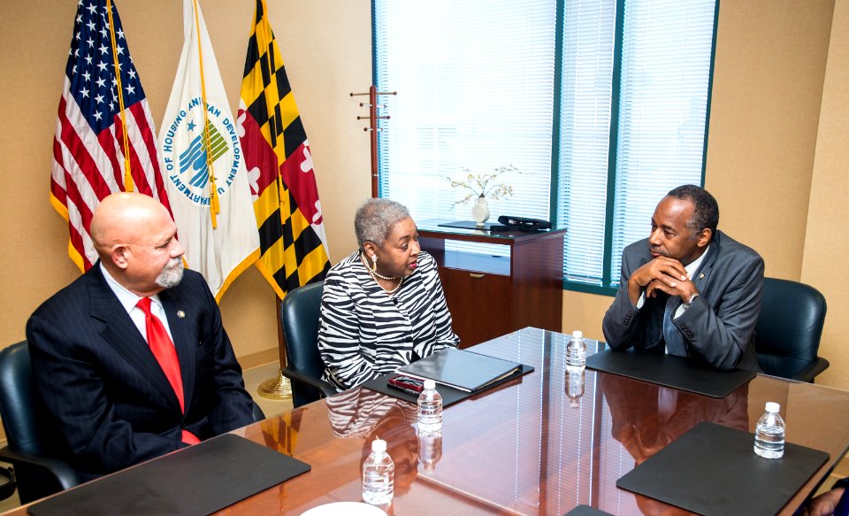 Secretary Carson visits HUD Baltimore Field Office (35641552896)