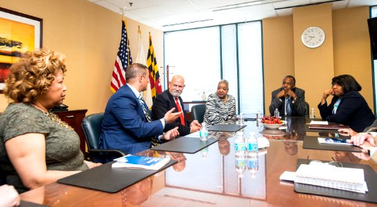 Secretary Carson visits HUD Baltimore Field Office (35641551456)