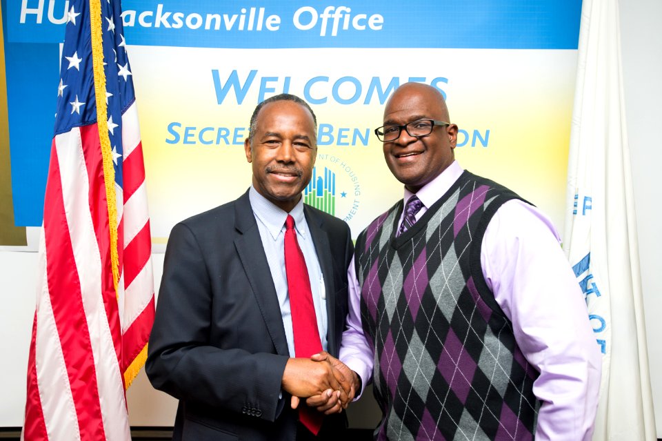 Secretary Carson visits Jacksonville Filed Office (33617460800)